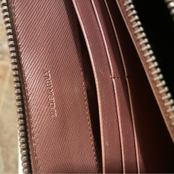 Vintage authentic Prada saffiano leather wallet, dusty rose pink - Picture 7 of 8
